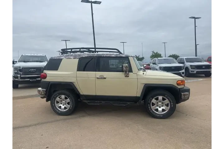 $10595 : Toyota FJ Cruiser 2008 4x4 B image 2