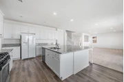$3900 : Casa-Renta-Palmdale 5 Bed thumbnail