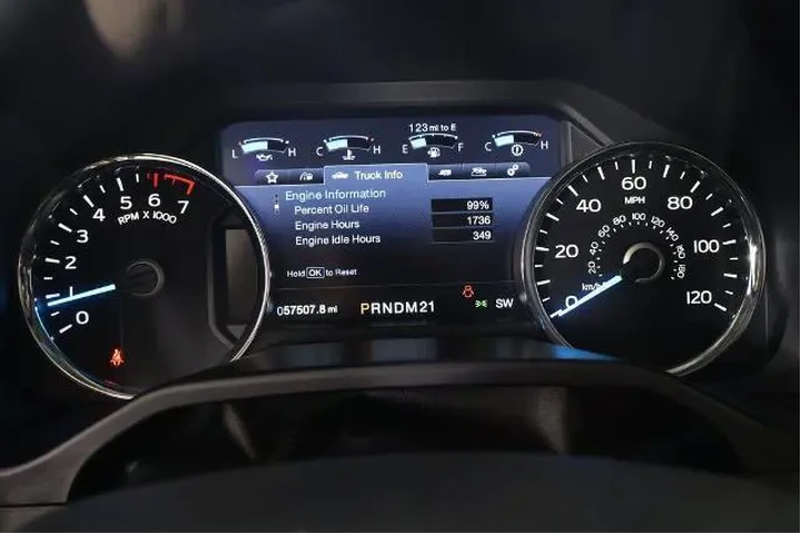 $28074 : Ford F-150 2016 4x4 Lariat 4 image 4