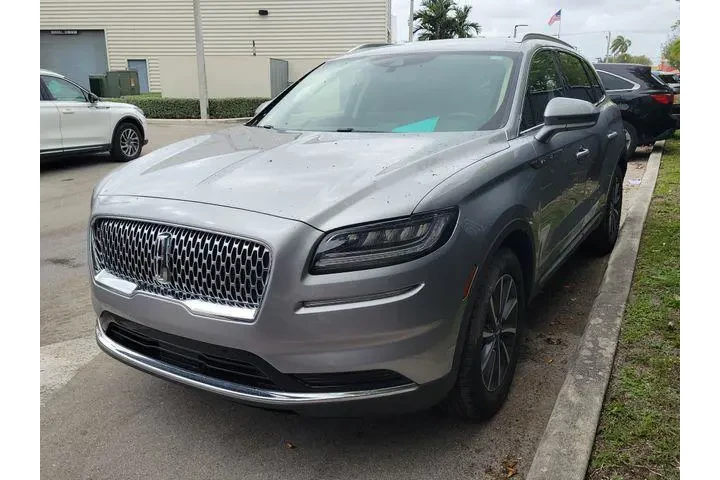 $27990 : Lincoln Nautilus 2022 Standa image 2