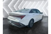 $21995 : Hyundai ELANTRA Hybrid 2024 thumbnail