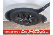 $23180 : Toyota Avalon 2022 XLE 4dr S thumbnail