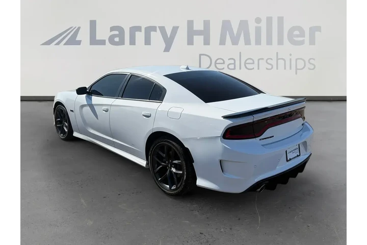 $36077 : Dodge Charger 2023 R/T 4dr S image 3