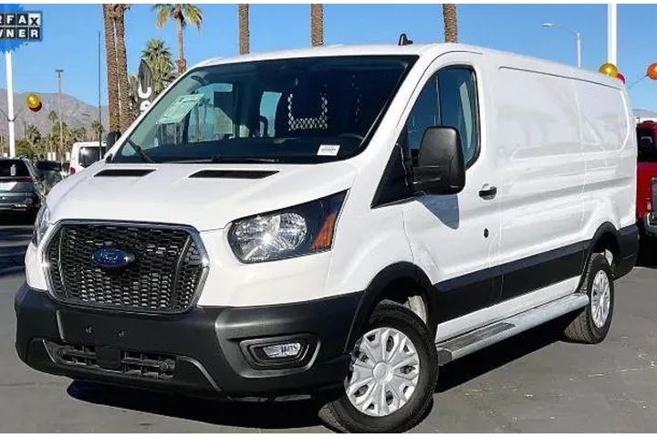 $34000 : Ford Transit 2024 250 3dr SW image 1