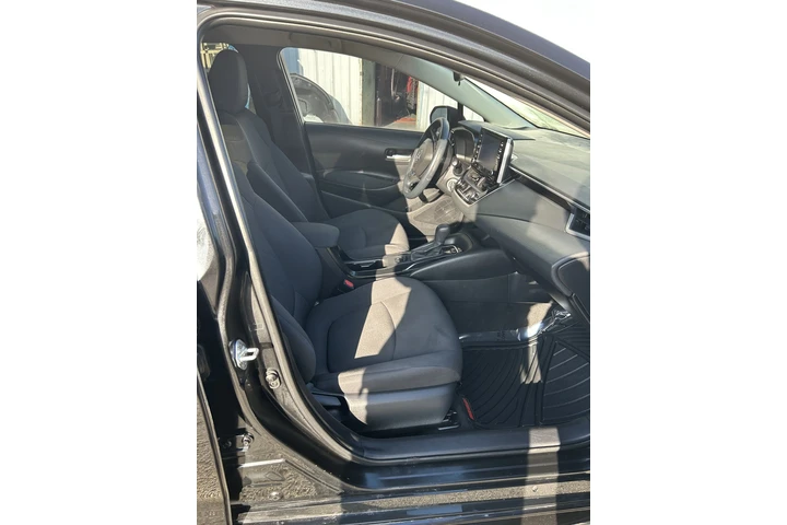 $16700 : 2021 Toyota Corolla LE image 7