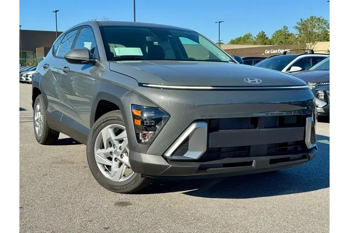 $25850 : Hyundai KONA 2026 SE 4dr SUV image 1