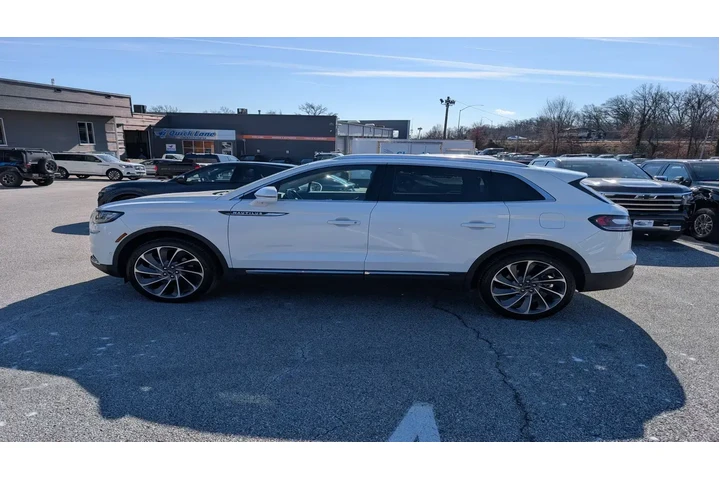 $35500 : Lincoln Nautilus 2022 AWD Re image 3