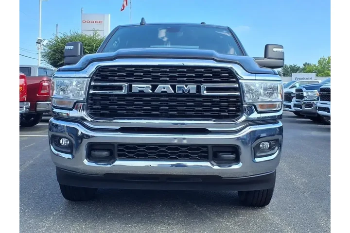 $40900 : Ram 2500 2024 4x4 Big Horn 4 image 2