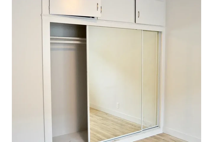 $1450 : Available 1Bedroom Apt in LA image 6