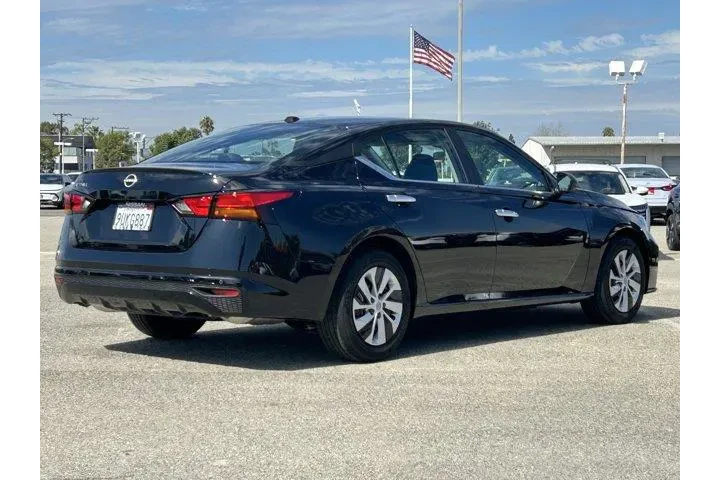 $21789 : Nissan Altima 2025 2.5 S 4dr image 4