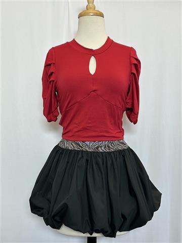 $1 : Blusa y falda image 5