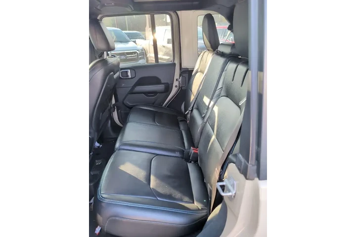 $33147 : Jeep Wrangler Unlimited 2022 image 10