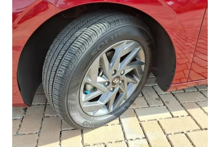 $26995 : Hyundai ELANTRA Hybrid 2024 image 9