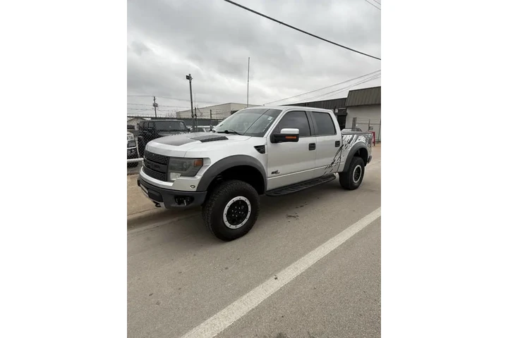 $25900 : 2014 F-150 SVT Raptor image 3