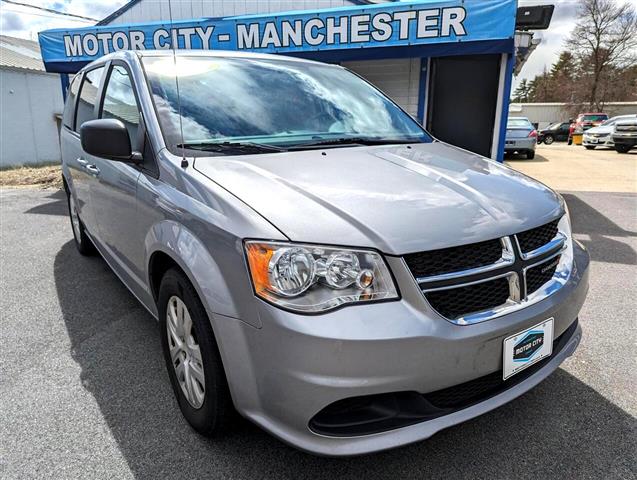 $11995 : 2018 Grand Caravan SE image 1