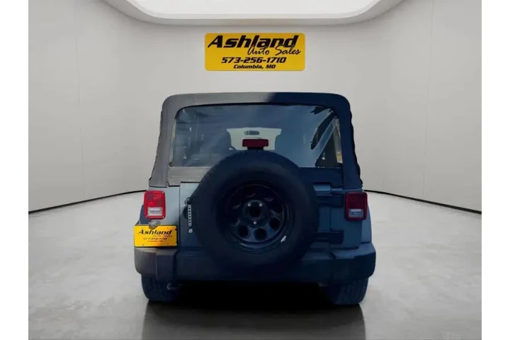 $14500 : 2015 Wrangler Unlimited Sport image 7