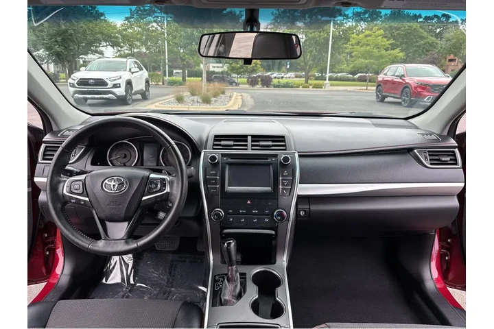 $17500 : Silver Certified2016 Camry SE image 4