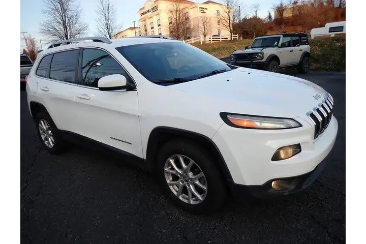 $9688 : Jeep Cherokee 2016 4x4 Latit image 7