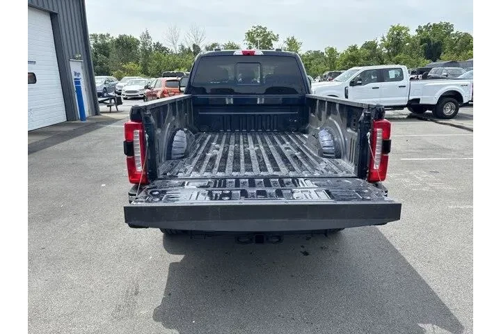 Ford F-350 Super Duty 2024 4 image 5