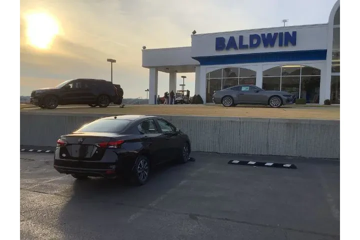 $21950 : Nissan Versa 2024 S 4dr Seda image 7