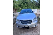 $2000 : Chrysler 200 thumbnail