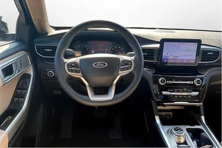 $36995 : Ford Explorer 2023 AWD Limit image 5