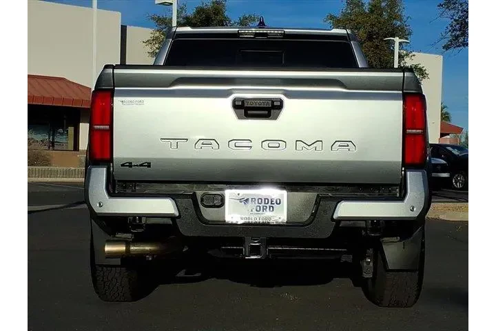 $38900 : Toyota Tacoma 2024 4x4 Limit image 4