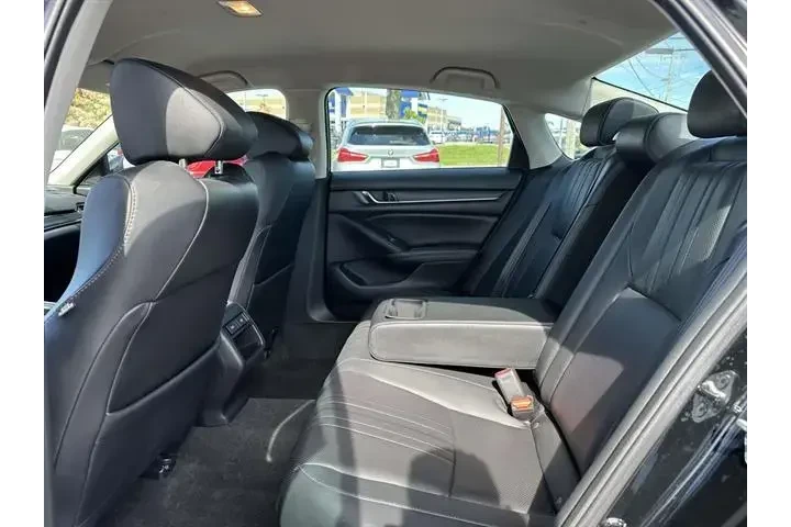 $20997 : Honda Accord 2021 Sport Spec image 10