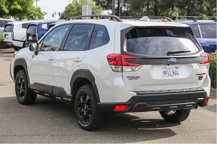$31799 : Subaru Forester 2023 AWD Wil image 7