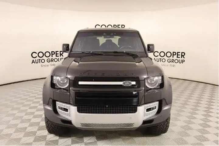 $39887 : Land Rover Defender 2020 AWD image 9
