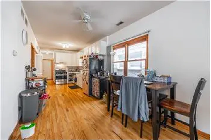 $3400 : Rental property with 3 bedro image 2