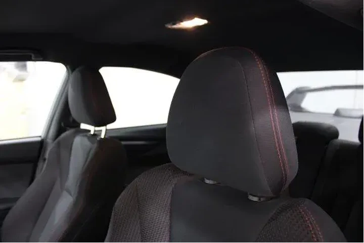 $31955 : Subaru WRX 2024 AWD Premium image 5