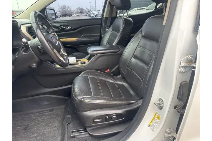 $20982 : GMC Acadia 2017 4x4 Denali 4 image 10