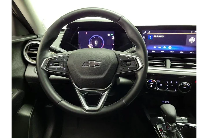 $23998 : Chevrolet Trax 2024 ACTIV 4d image 10