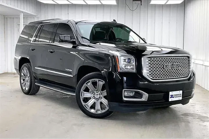 $17490 : GMC Yukon 2016 4x4 SLT 4dr S image 1