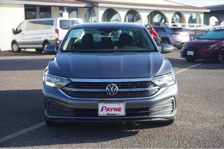 $19995 : Volkswagen Jetta 2024 S 4dr image 2