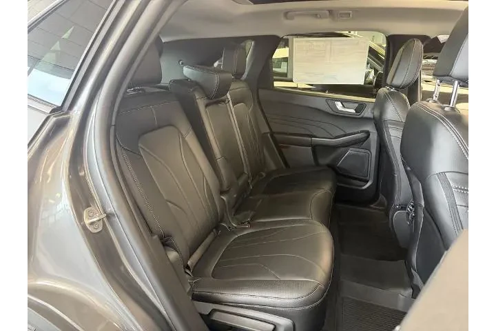 $33995 : Ford Escape Plug-In Hybrid 2 image 10