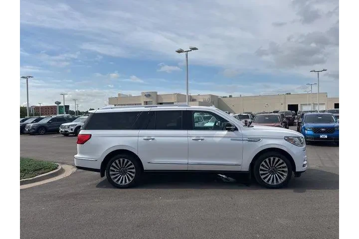 $29000 : Lincoln Navigator L 2019 4x4 image 4