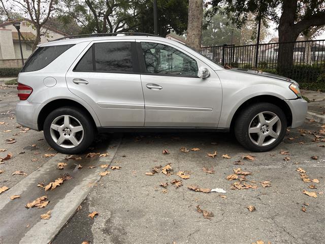 $4250 : Mercedes-Benz SUV 2006 image 1