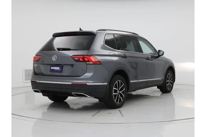 $16998 : Volkswagen Tiguan 2021 SE 4d image 8