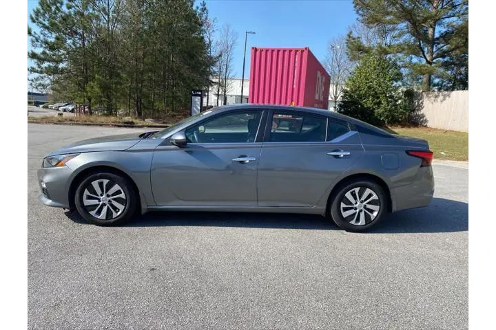 $16860 : Nissan Altima 2022 2.5 S 4dr image 3