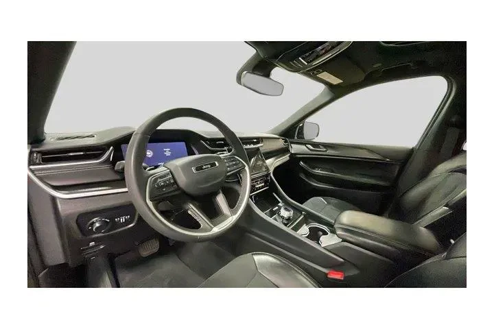 $37482 : Jeep Grand Cherokee 2024 4x4 image 10