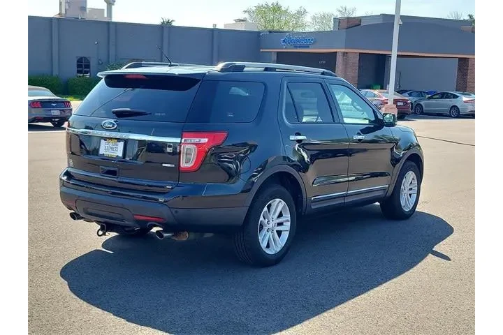 $4983 : Ford Explorer 2013 AWD XLT 4 image 5