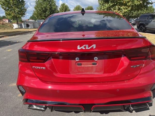 $23400 : PRE-OWNED 2023 KIA FORTE GT image 2