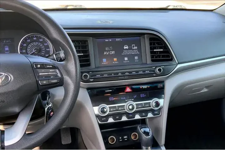 $10206 : Hyundai ELANTRA 2020 SEL 4dr image 6