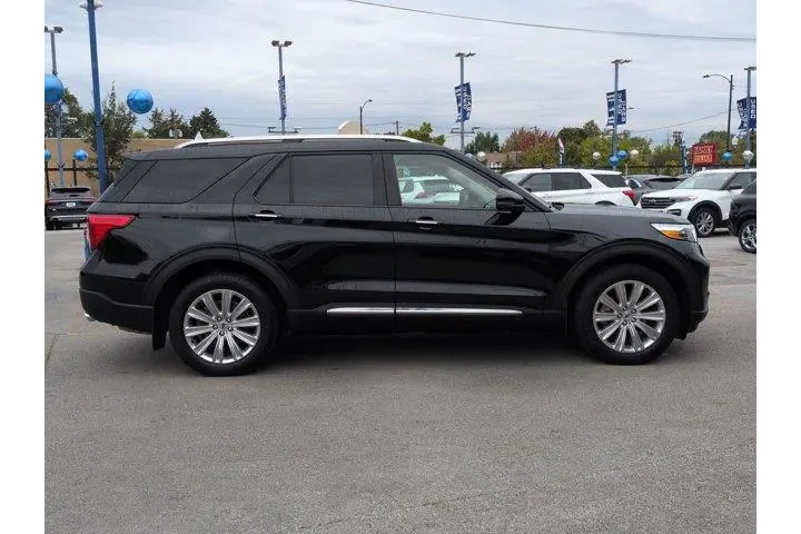 $33887 : Ford Explorer Hybrid 2022 AW image 2