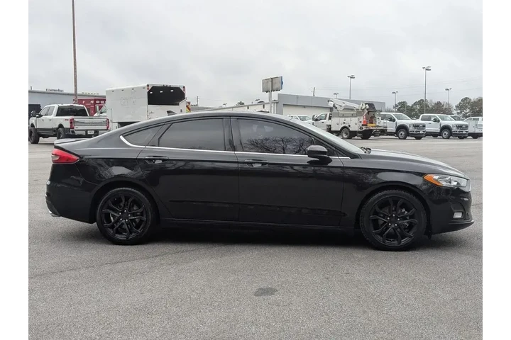 $12991 : Ford Fusion 2019 SE 4dr Seda image 4