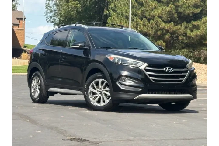 $8900 : 2017 Tucson Eco image 1