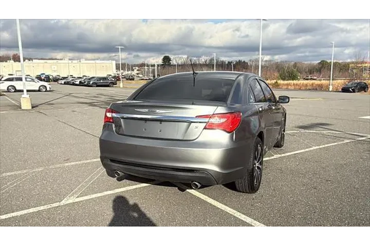 $8799 : Chrysler 200 2013 Limited 4d image 8