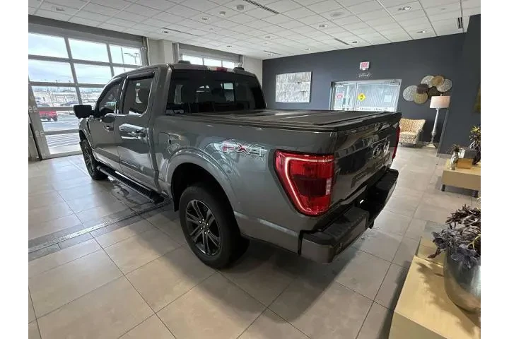 $31896 : Ford F-150 2021 4x4 XLT 4dr image 5